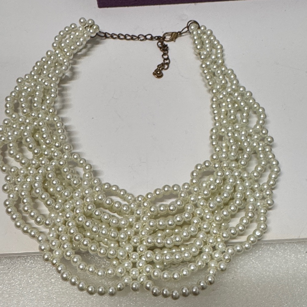 Vintage multi-strand faux pearl collar statement choker necklace. 7” diameter.